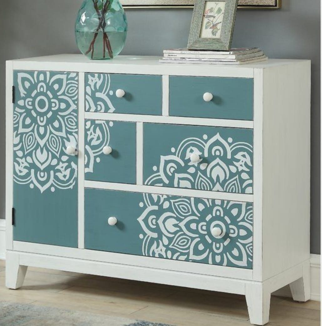 Cómoda restaurada turquesa y blanco con mandalas